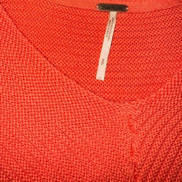 Free People Coral La Brea V-Neck Oversized‎ Ribbed Knit Sweater Size Small - Picture 8 of 8